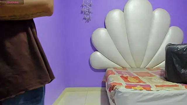 Snapshot of Brianrosex chatting on 01/16/25, 03:02 Brianrosex online show from 01/16/25, 03:02