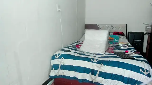 Snapshot of Brianrosex chatting on 03/05/25, 07:16 Brianrosex online show from 03/05/25, 07:16