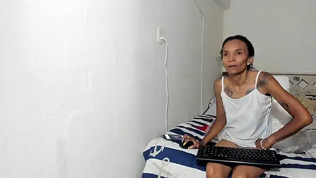 Snapshot of Brianrosex chatting on 03/15/25, 05:08 Brianrosex online show from 03/15/25, 05:08