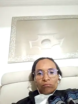 Snapshot of Brianrosex chatting on 10/22/25, 02:45 Brianrosex online show from 10/22/25, 02:45