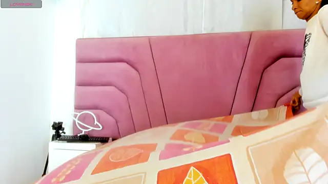 Snapshot of Brianrosex chatting on 11/10/25, 03:38 Brianrosex online show from 11/10/25, 03:38