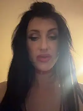 Snapshot of Kamila151 chatting on 05/01/26, 06:23 Kamila151 online show from 05/01/26, 06:23