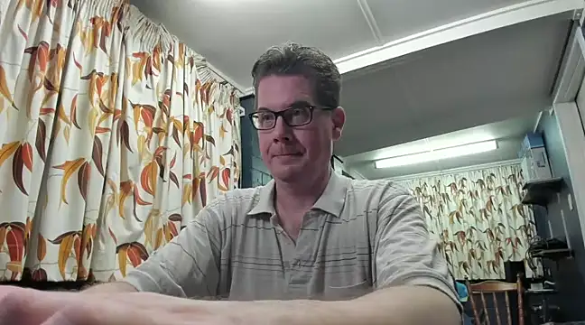 tilobinder online show from 01/14/25, 01:28