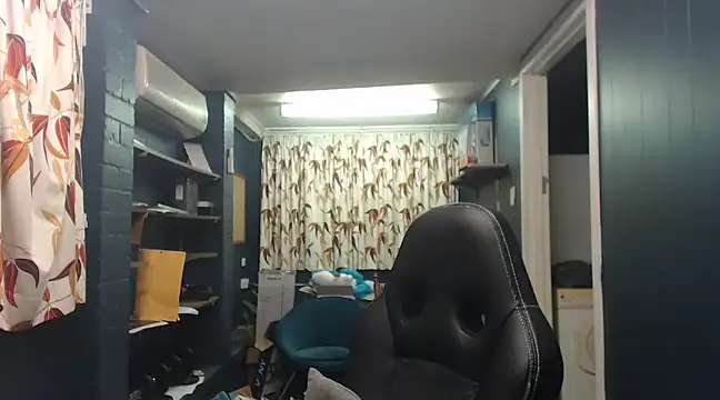 tilobinder online show from 03/20/25, 02:21