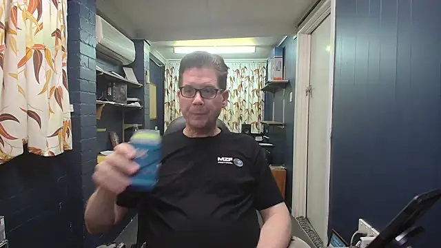 tilobinder online show from 02/22/26, 02:37