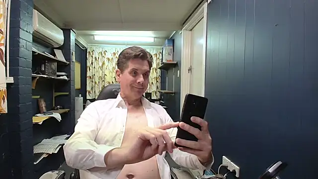 tilobinder online show from 03/14/26, 03:17