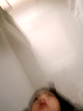 hello098712 online show from 02/22/25, 10:29