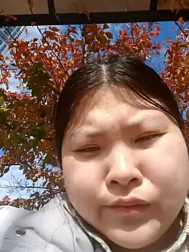 hello098712 online show from 11/11/25, 04:23