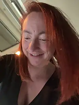 LouiseTswing online show from 12/21/24, 01:10