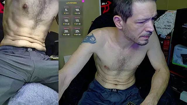 Snapshot of MasterForgedRayy chatting on 12/18/24, 12:21 MasterForgedRayy online show from 12/18/24, 12:21