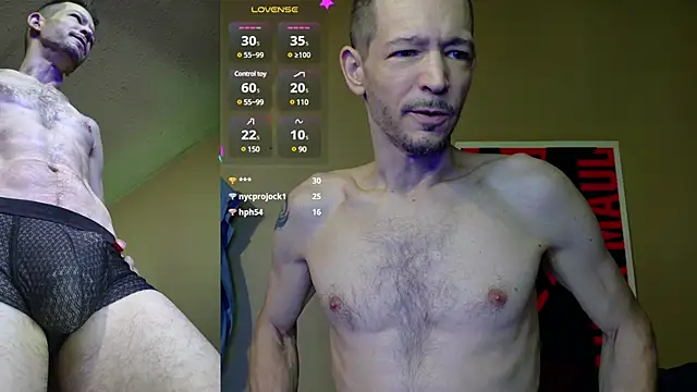 Snapshot of MasterForgedRayy chatting on 12/23/24, 05:17 MasterForgedRayy online show from 12/23/24, 05:17