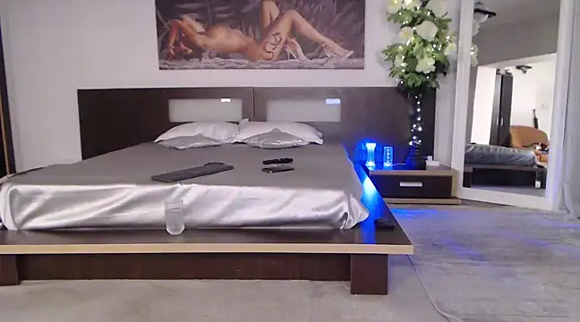 Snapshot of Halie_May chatting on 12/22/24, 03:11 Halie May online show from 12/22/24, 03:11