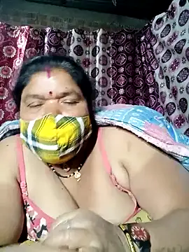 Hot Falguni online show from 02/15/25, 01:42