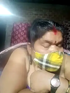 Hot Falguni online show from 02/19/25, 07:59