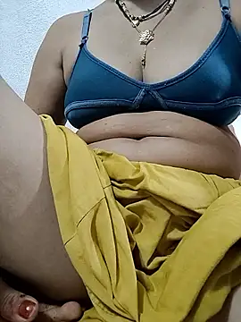 Hot Falguni online show from 09/23/25, 03:53