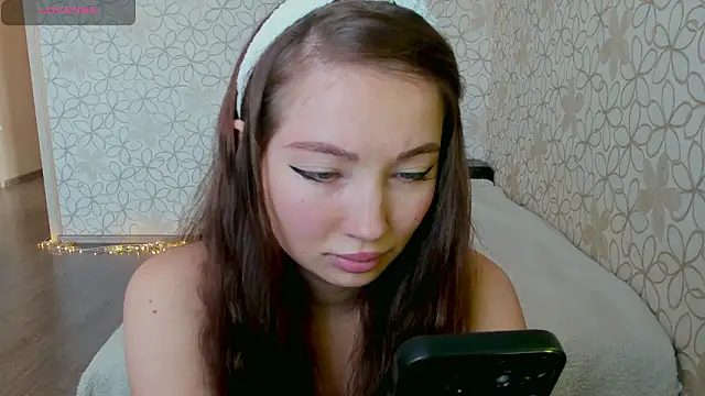 Snapshot of Lissa_Cristal chatting on 03/17/26, 08:28 Lissa Cristal online show from 03/17/26, 08:28