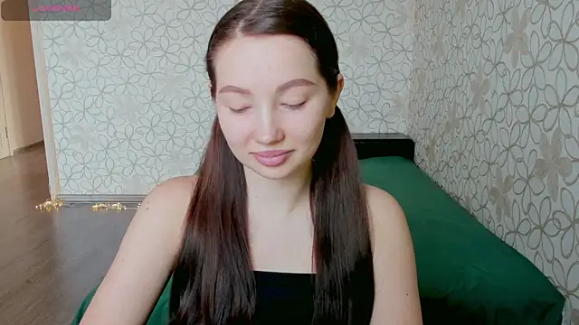 Snapshot of Lissa_Cristal chatting on 04/09/26, 08:42 Lissa Cristal online show from 04/09/26, 08:42