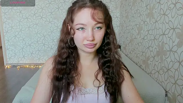 Snapshot of Lissa_Cristal chatting on 04/22/26, 09:22 Lissa Cristal online show from 04/22/26, 09:22