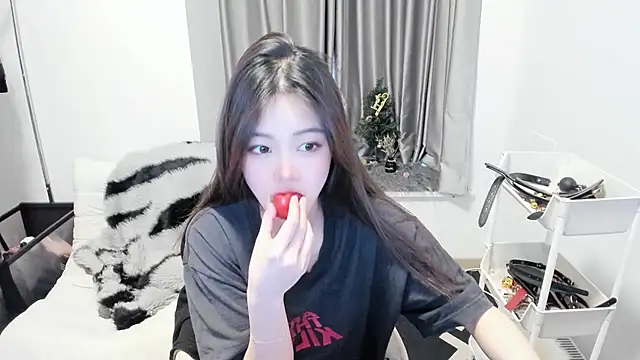 Snapshot of bbtt544 chatting on 03/19/25, 08:45 bbtt544 online show from 03/19/25, 08:45