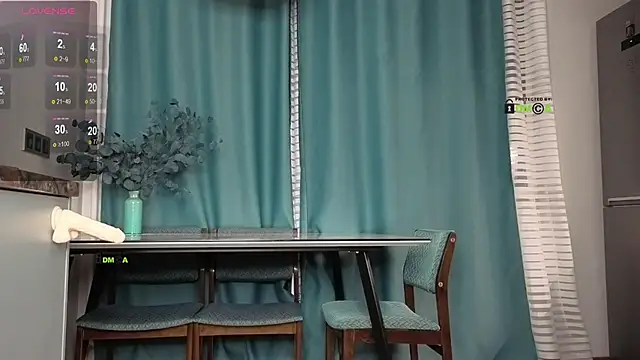 Your dream Alice online show from 03/22/25, 05:41