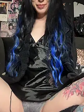 Snapshot of MissMidnightUK chatting on 02/08/26, 01:09 MissMidnightUK online show from 02/08/26, 01:09