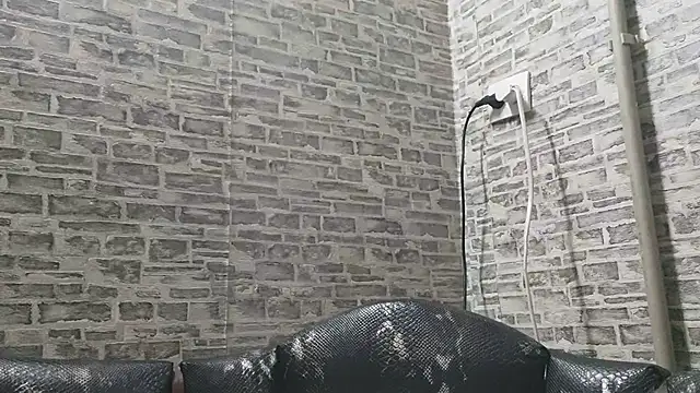 EdithManning online show from 03/05/25, 02:23