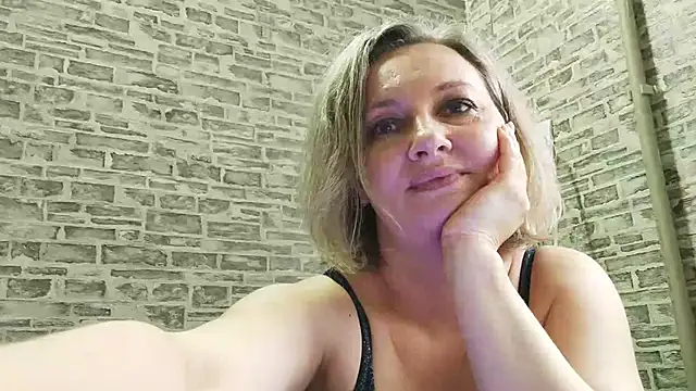 EdithManning online show from 03/17/25, 09:55