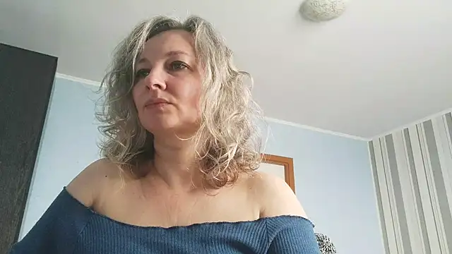 EdithManning online show from 02/17/26, 06:21