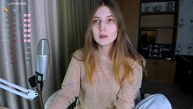 princessaalicc online show from 12/03/25, 12:25