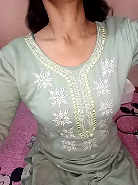 Snapshot of maftel chatting on 02/14/25, 12:47 maftel online show from 02/14/25, 12:47