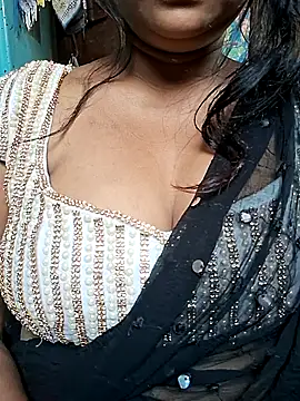 Snapshot of Hot-Anuska chatting on 03/13/25, 04:38 Hot-Anuska online show from 03/13/25, 04:38