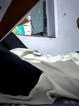 Snapshot of Hot-Anuska chatting on 09/16/25, 11:00 Hot-Anuska online show from 09/16/25, 11:00