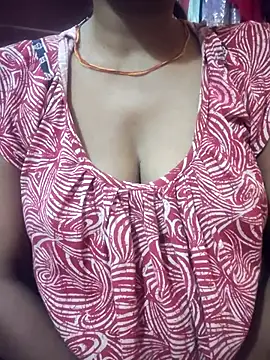 Snapshot of Hot-Anuska chatting on 10/30/25, 07:03 Hot-Anuska online show from 10/30/25, 07:03