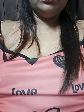 Snapshot of Hot-Anuska chatting on 12/02/25, 11:59 Hot-Anuska online show from 12/02/25, 11:59