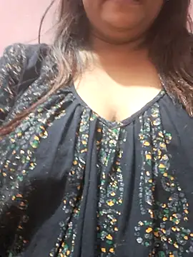 Snapshot of Hot-Anuska chatting on 04/10/26, 01:49 Hot-Anuska online show from 04/10/26, 01:49