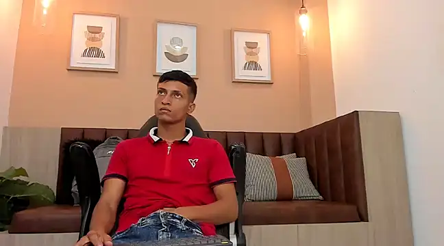 Snapshot of wolf_james123 chatting on 02/07/25, 02:29 wolf james123 online show from 02/07/25, 02:29