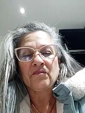 miisevvie  online show from 02/27/25, 08:39