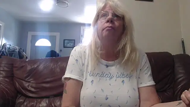 canadiancougar1965 online show from 03/02/25, 02:21