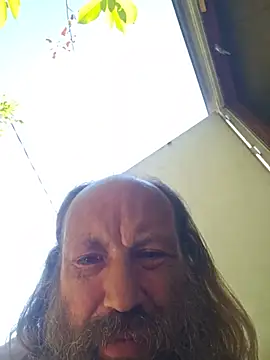 Snapshot of Beyond1978 chatting on 06/17/26, 01:45 Beyond1978 online show from 06/17/26, 01:45