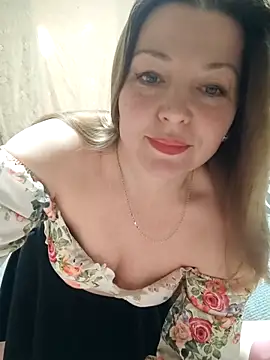 Snapshot of VselenaSun402 chatting on 03/08/26, 01:37 VselenaSun402 online show from 03/08/26, 01:37