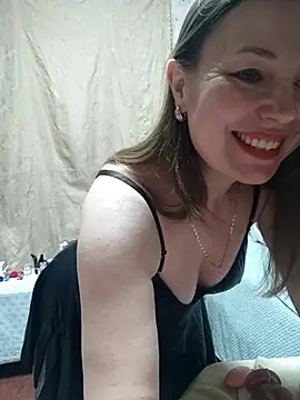 Snapshot of VselenaSun402 chatting on 03/28/26, 01:33 VselenaSun402 online show from 03/28/26, 01:33