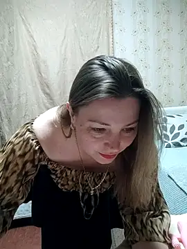 Snapshot of VselenaSun402 chatting on 04/18/26, 11:03 VselenaSun402 online show from 04/18/26, 11:03