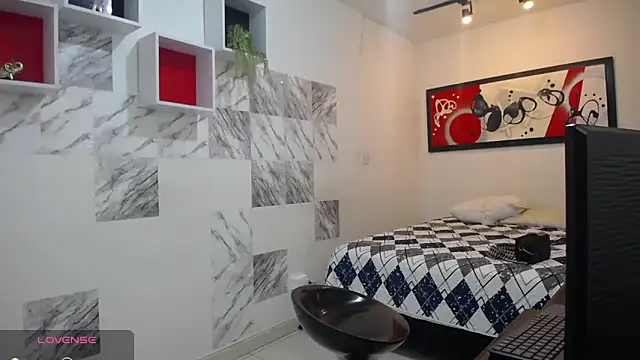 Zaya Smith online show from 01/06/25, 03:53