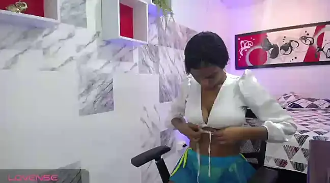 Zaya Smith online show from 01/22/25, 01:53