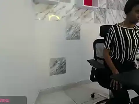 Zaya Smith online show from 02/01/25, 08:58