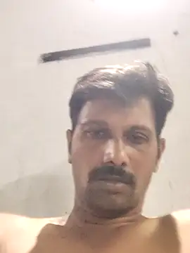 Snapshot of Tamildickxxx chatting on 02/16/26, 01:51 Tamildickxxx online show from 02/16/26, 01:51