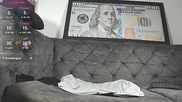 Snapshot of angelbianchii chatting on 12/16/24, 10:56 angelbianchii online show from 12/16/24, 10:56