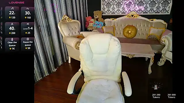 Snapshot of AllWay chatting on 03/01/25, 10:10 AllWay online show from 03/01/25, 10:10