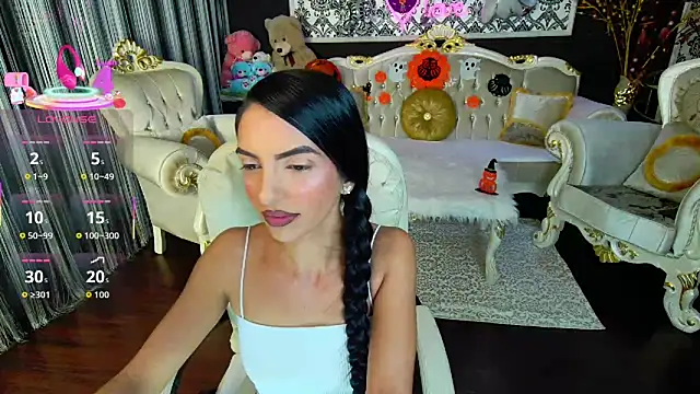 Snapshot of AllWay chatting on 10/27/25, 08:24 AllWay online show from 10/27/25, 08:24