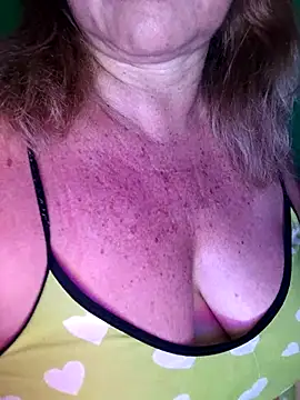 Kasandra Ho online show from 11/23/25, 07:41